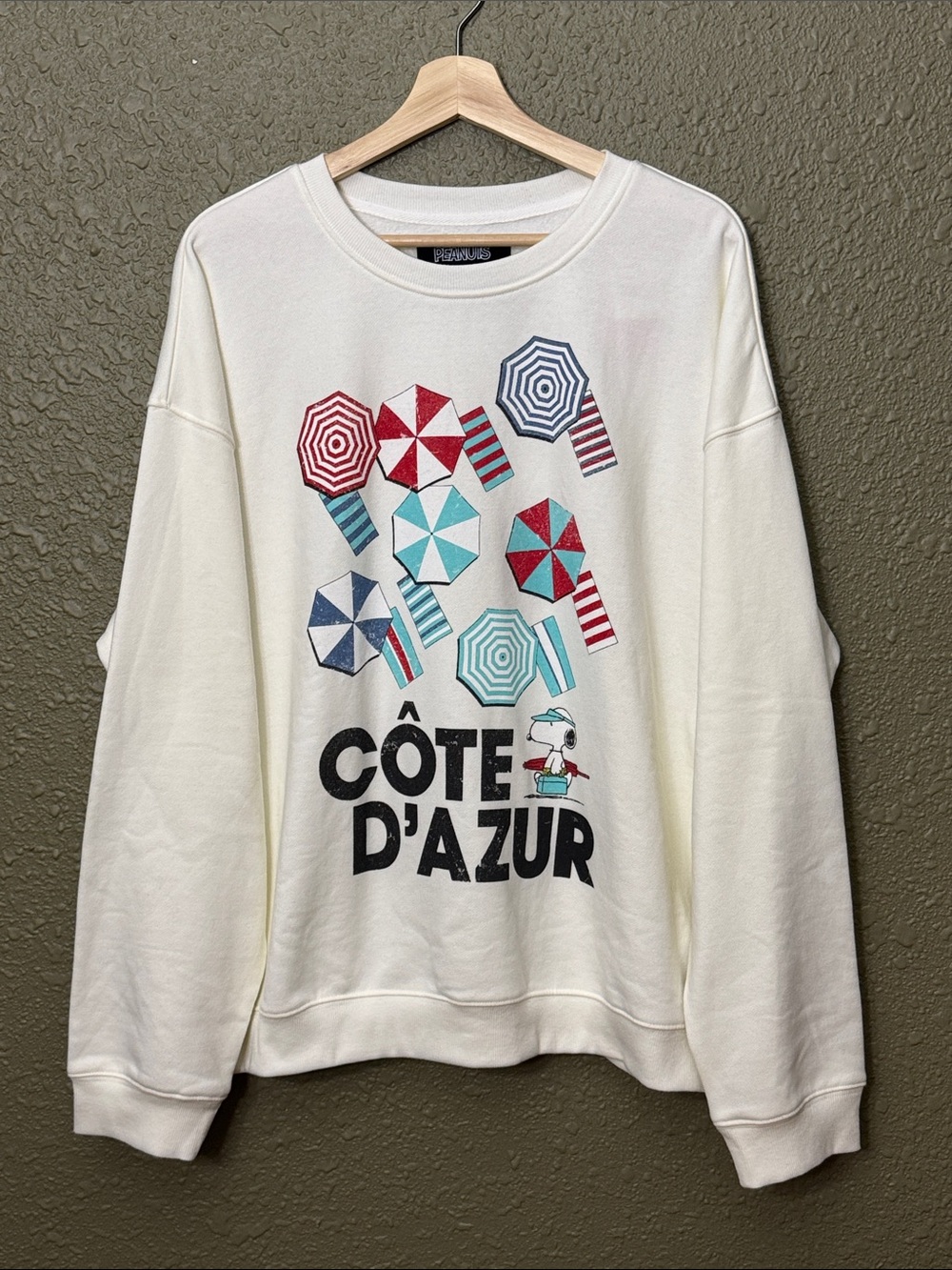 NWT SNOOPY COTE D’AZUR BEACH THEME SWEATSHIRT